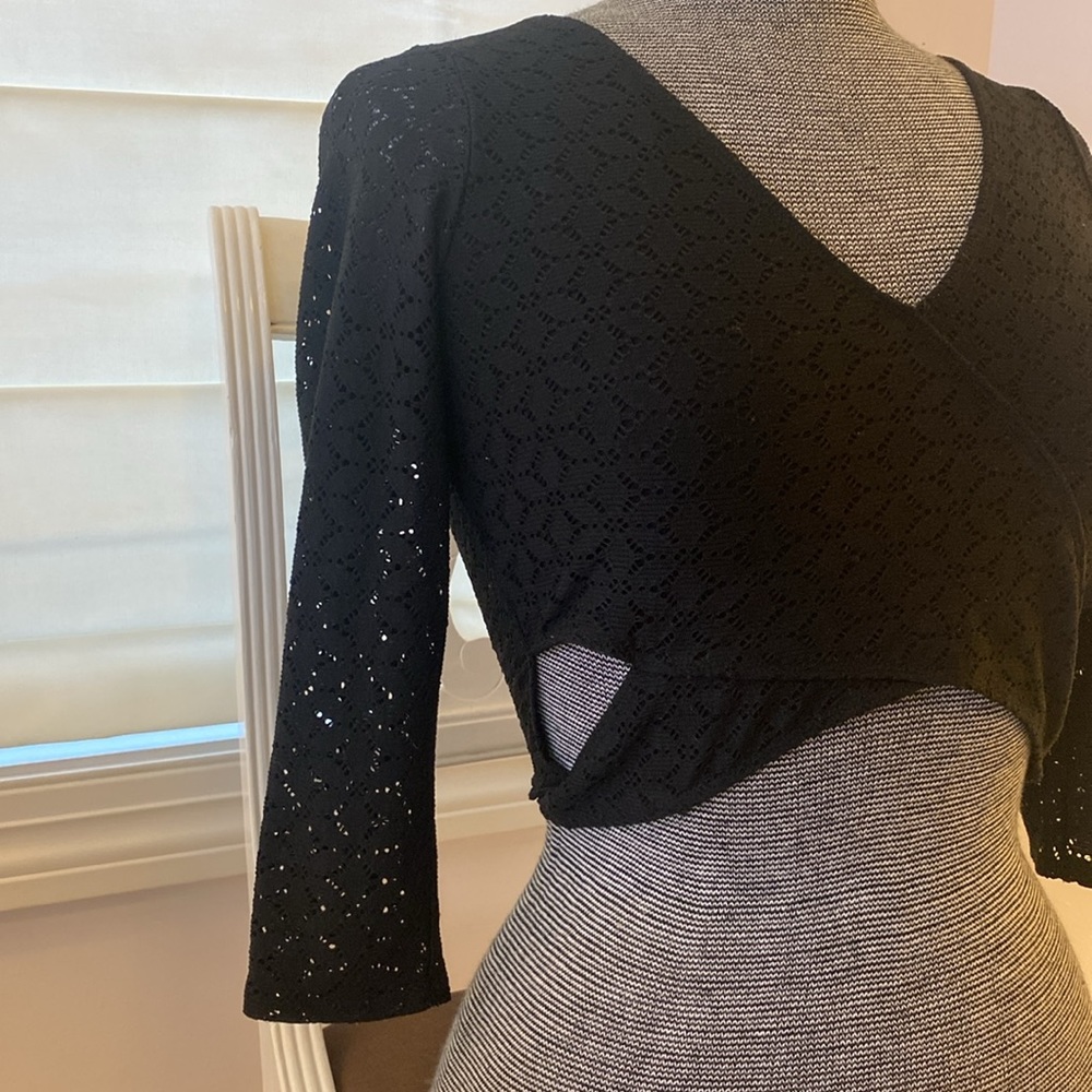 Hollister Cut Out Crop Top